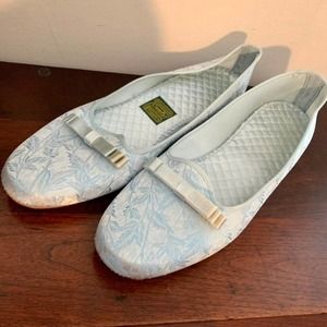 Vintage Daniel Green Brocade Slippers B60 Daniel Green 1960s Brocade Slippers
